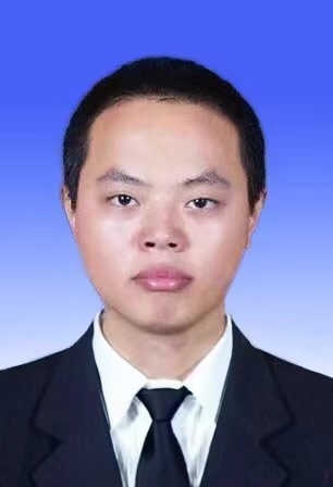 资助干事黄松——奖学金、助学金🚶、助学贷款⚙️🛢、网络舆情监测等学生工作